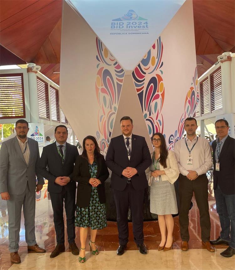 Slika /slike/Vijesti2024/2dio/delegacija.jpg