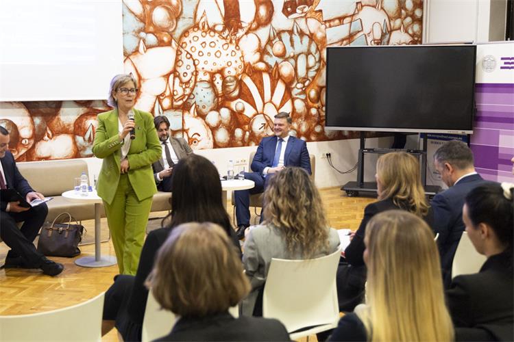 Slika /slike/Vijesti2026/2dio/economics18.JPG