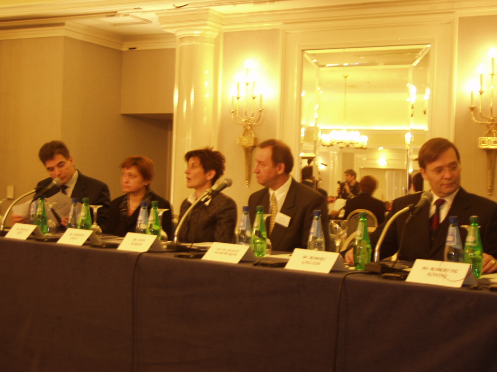 Slika /slike/galerija/CARDS_2002/P2271524.jpg